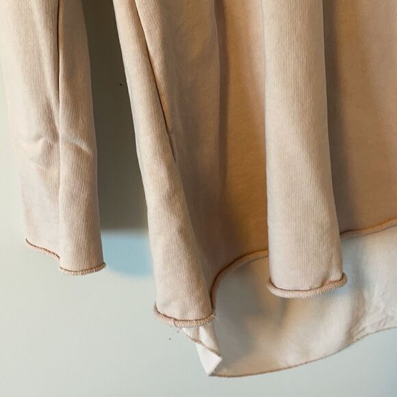 Gabriella Ragni vneck sweater blush pink with viscose cut out back size small - Picture 5 of 5